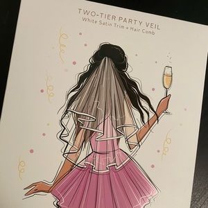 Two-Tier Party Veil 👰🏻‍♀️